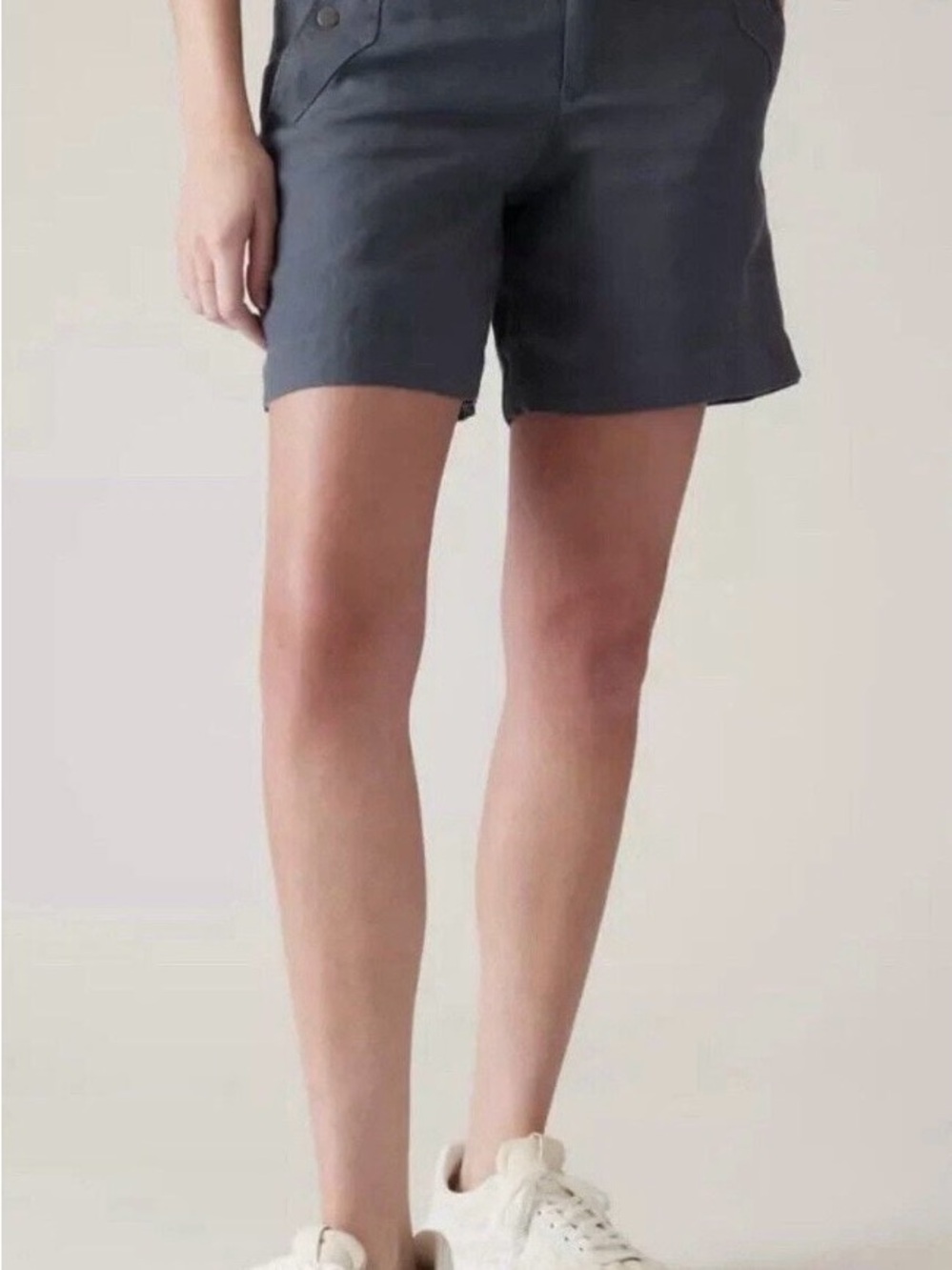 NWT Athleta Voyager 100% Linen Shorts Beachy Blue Lightweight Women’s 2